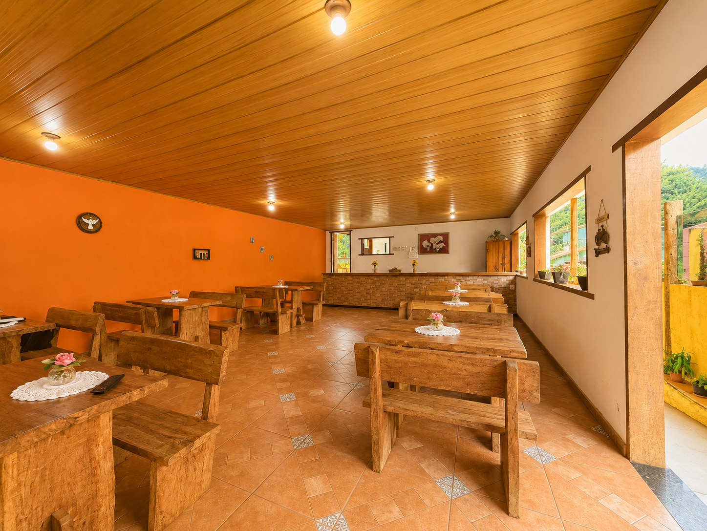 Restaurante e salão de café da manhã